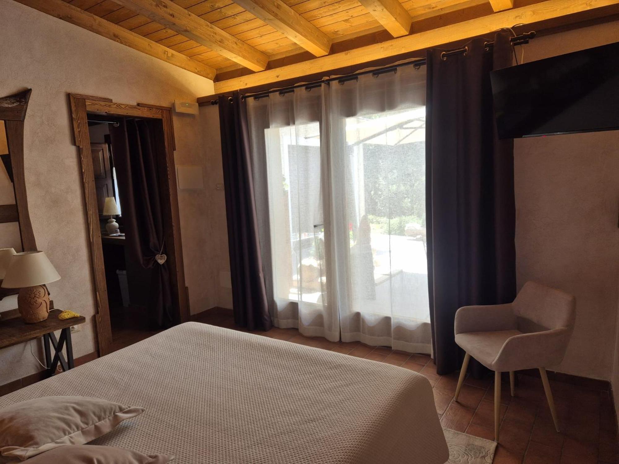 Dimora Dei Baldi - Rooms & Relax Fagnano Alto Exteriör bild