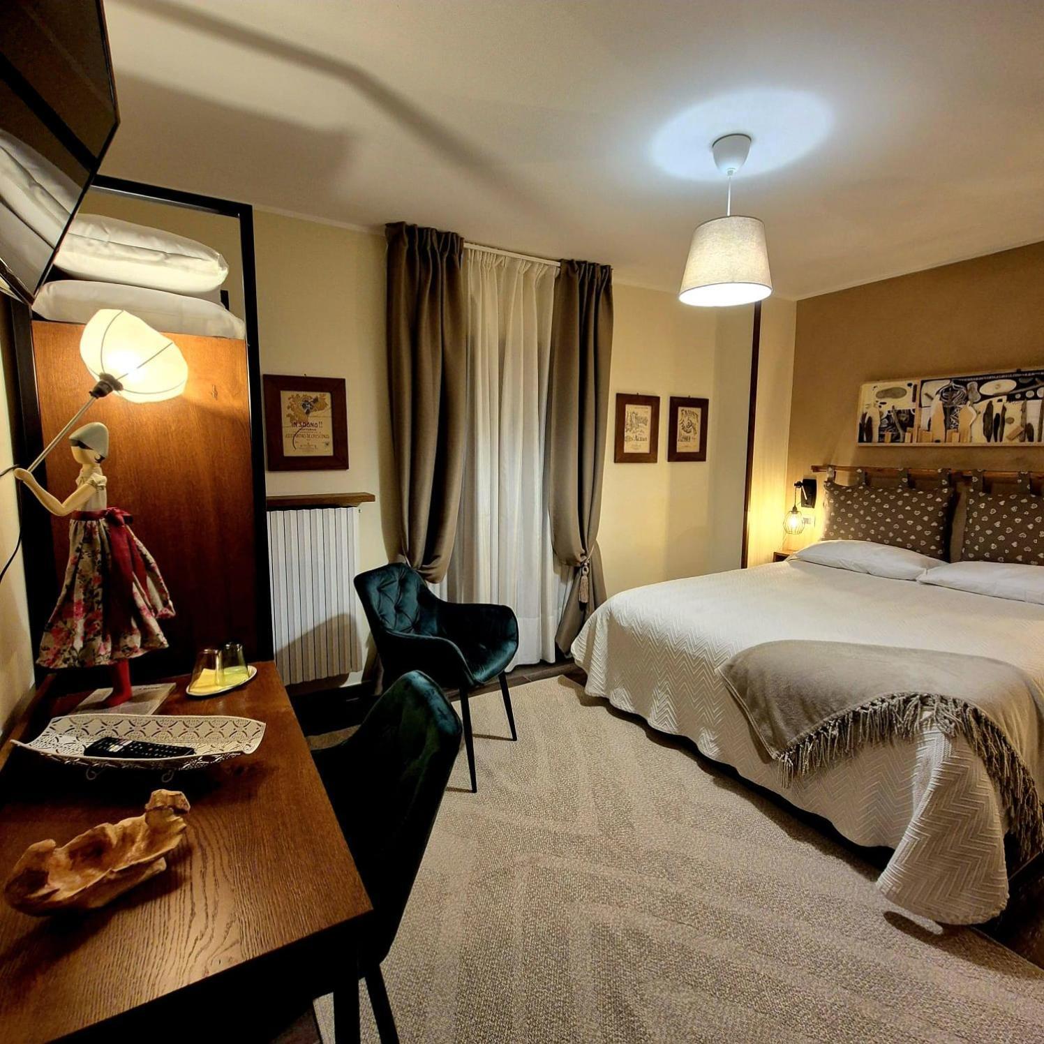 Dimora Dei Baldi - Rooms & Relax Fagnano Alto Exteriör bild