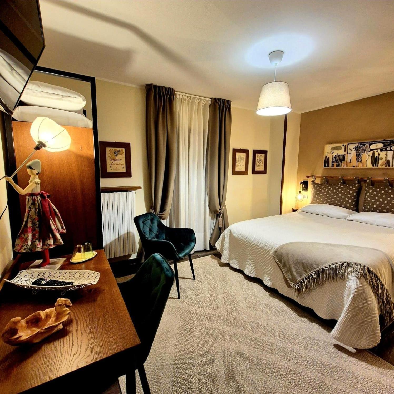 Dimora Dei Baldi - Rooms & Relax Fagnano Alto Exteriör bild